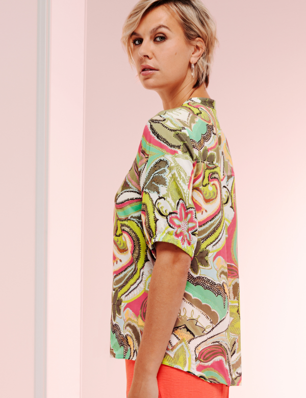 Chemise Manches Courtes Dos Plus Long Imprimée – Image 3