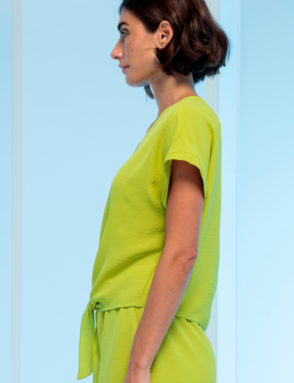 Chemise Manches Courtes Nœud Bas Unie – Image 3