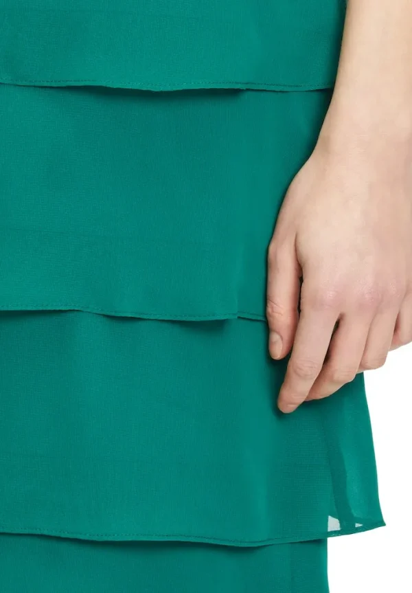 Robe Longueur Genoux Col Rond Sans Manches Volants étages – Image 7