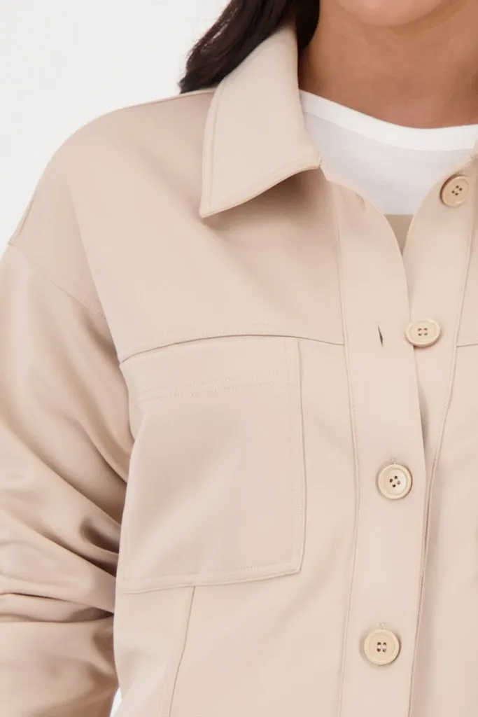 Veste Courte Manches Longues Deux Poches Plaquées Boutonnée Unie – Image 4